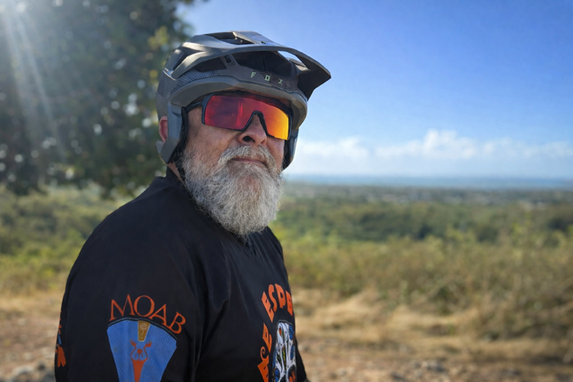Gorila Guard PRIMAL VISION Photochromic Cycling Glasses